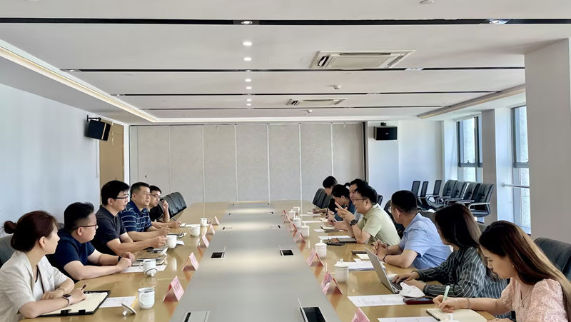 湘湖實驗室與浙江農(nóng)科創(chuàng)業(yè)園領(lǐng)導(dǎo)到訪浙農(nóng)科創(chuàng)園